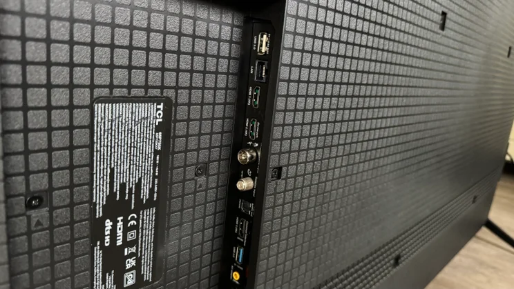 TCL P755K review -Connections
